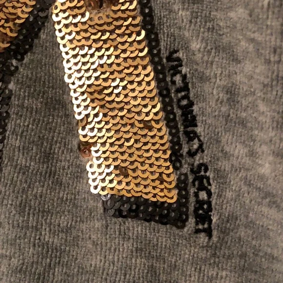 PINK Victoria's Secret Gray Faux Fur Lined Zip Up Hoodie - Picture 7 of 9